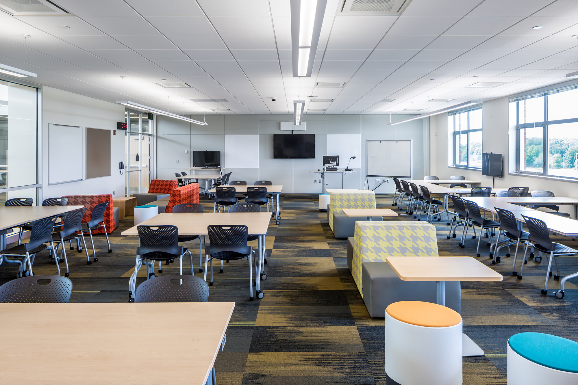 亚历山德里亚地区高中-25