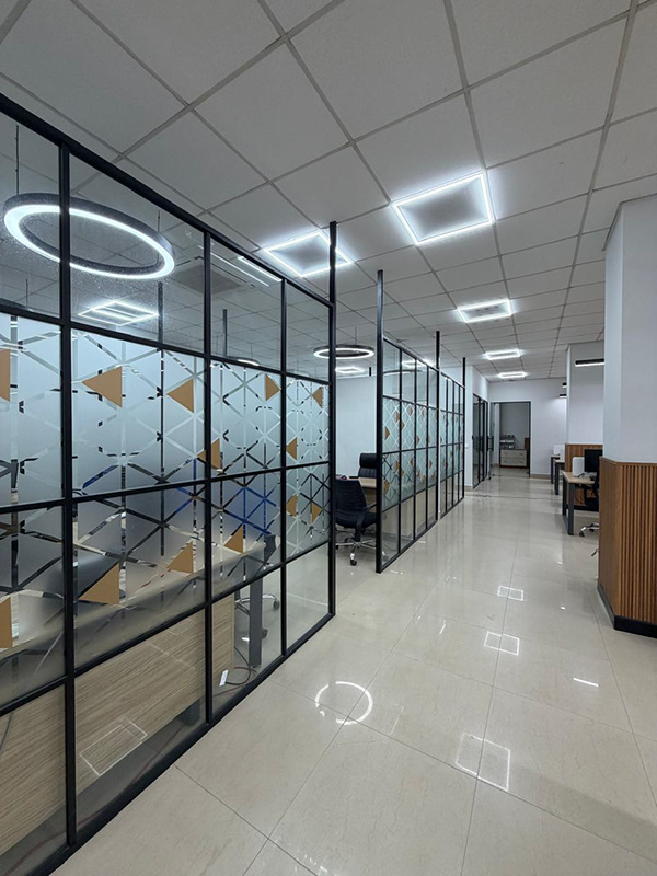 Minimalistic Office Interiors-6