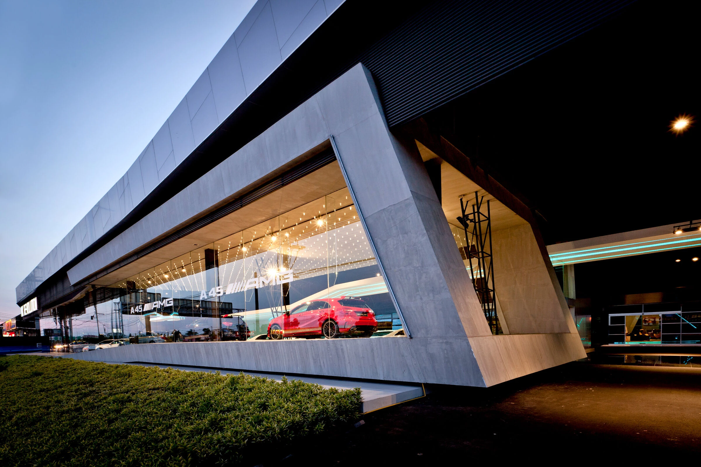 NK Revolution 汽车展厅丨泰国曼谷丨VaSLab Architecture-17