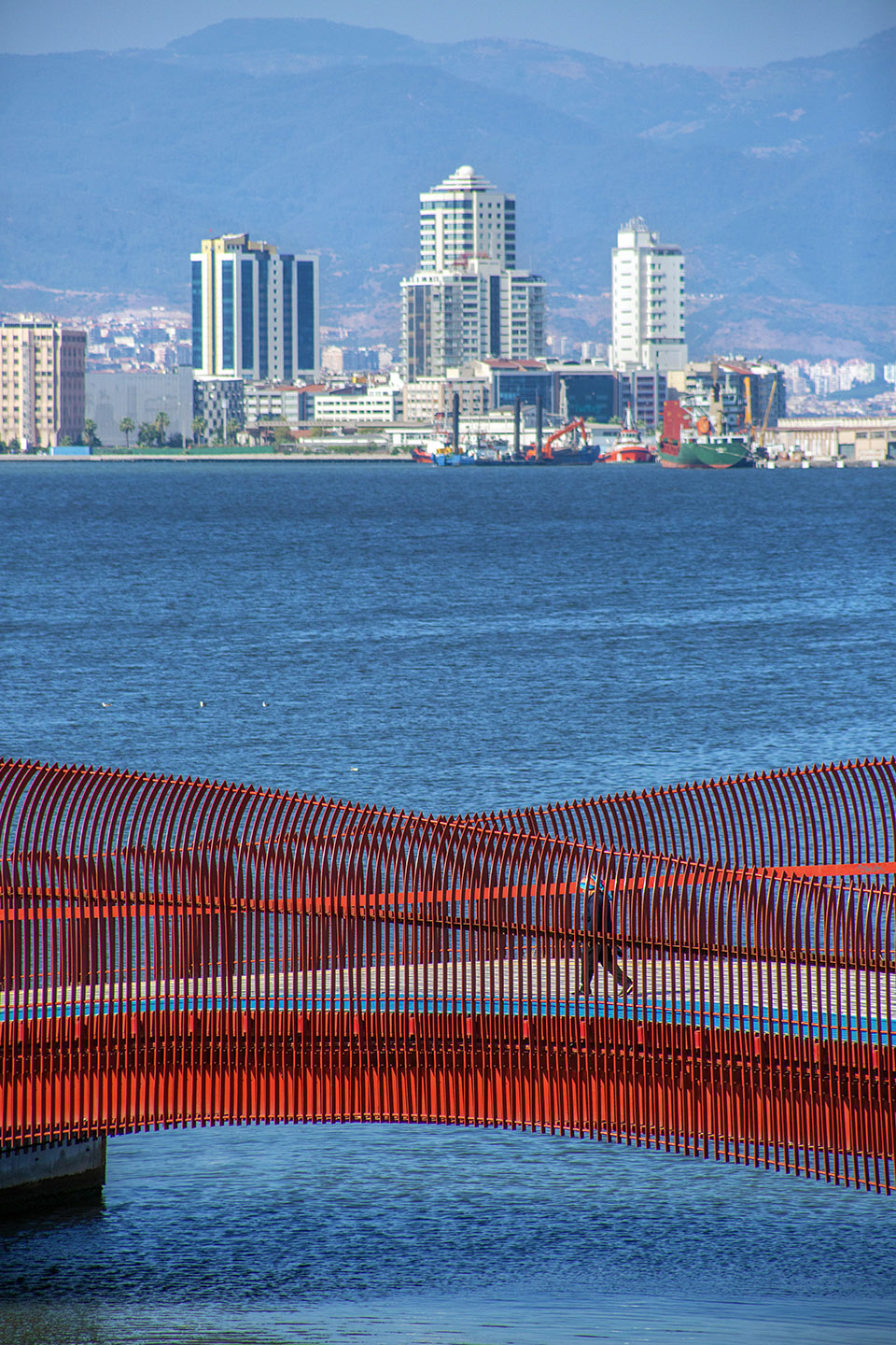 Bayraklı海港人行桥，土耳其 / Notarchitects + Notmimarlik-18