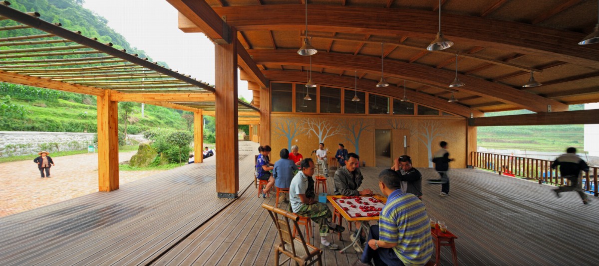 毕马威中国税务技术与创新中心社区中心

说明：KPMG是毕马威（全球专业服务公司）的英文缩写，CCTF一般指毕马威中国税务技术与创新中心（China Customs and Taxation Facilitation） 最终翻译结合Community Centre表述为毕马威中国税务技术与创新中心社区中心    丨中国四川丨The Oval Partnership,Integer China-17