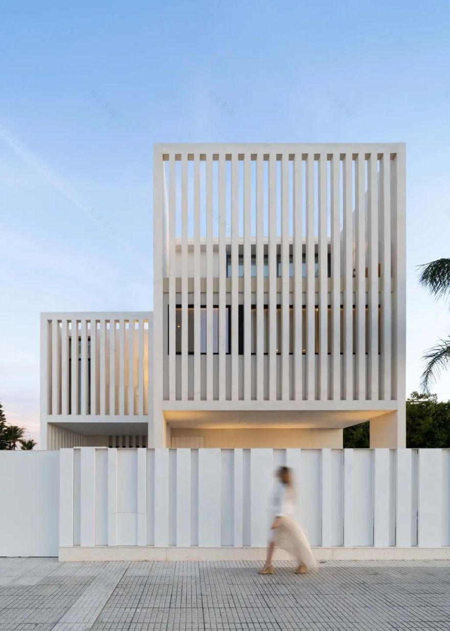 竖式住宅丨西班牙巴伦西亚-3