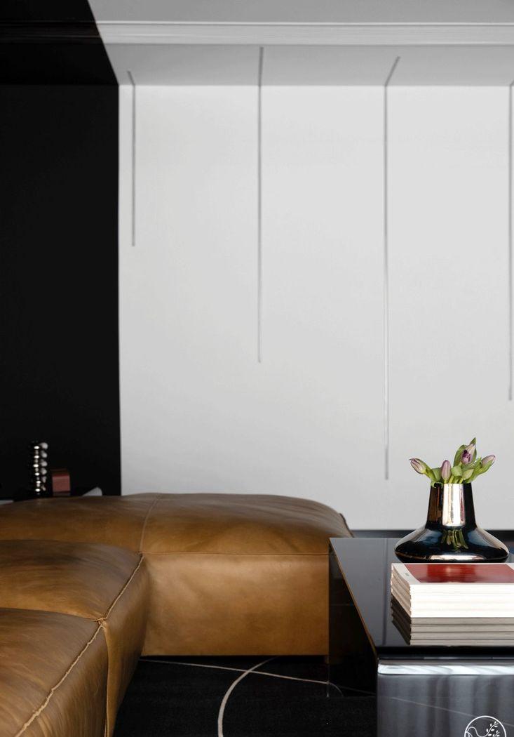 清羽设计丨平层丨粉色楼梯紫色墙壁酷炫星球-7