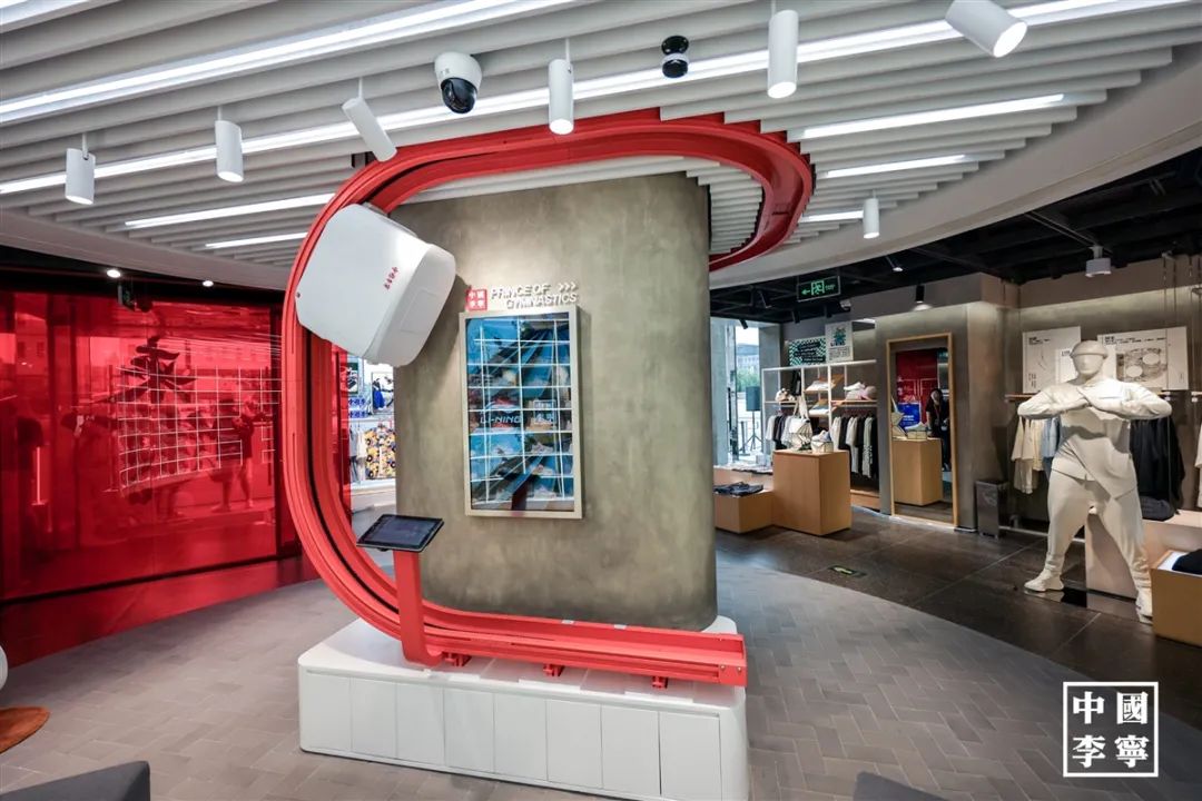 中国李宁首家城市定制店丨中国北京-3