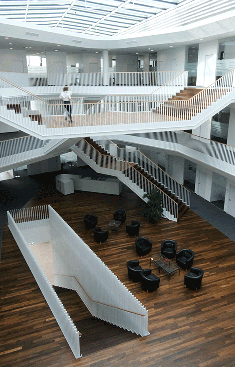 奥地利 SML 公司总部大楼——极简主义的中庭空间-29