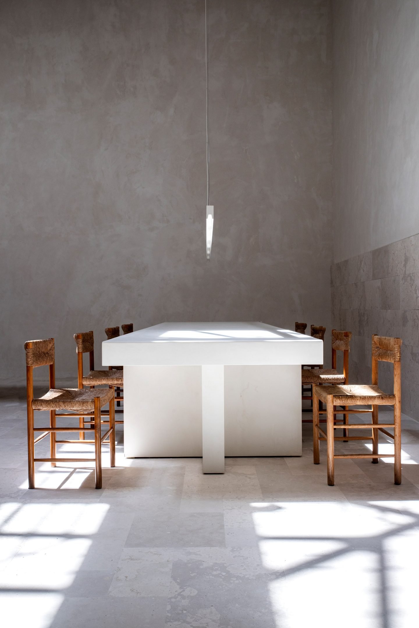 Monochromatism, Light, And Space: A Tour Inside The Visionary World Of OOAA Arquitectura - IGNANT-3