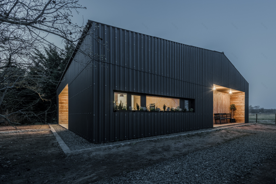 黑瓦屋 · 简约和谐的自建房设计丨匈牙利丨Balogh Csaba 等-53