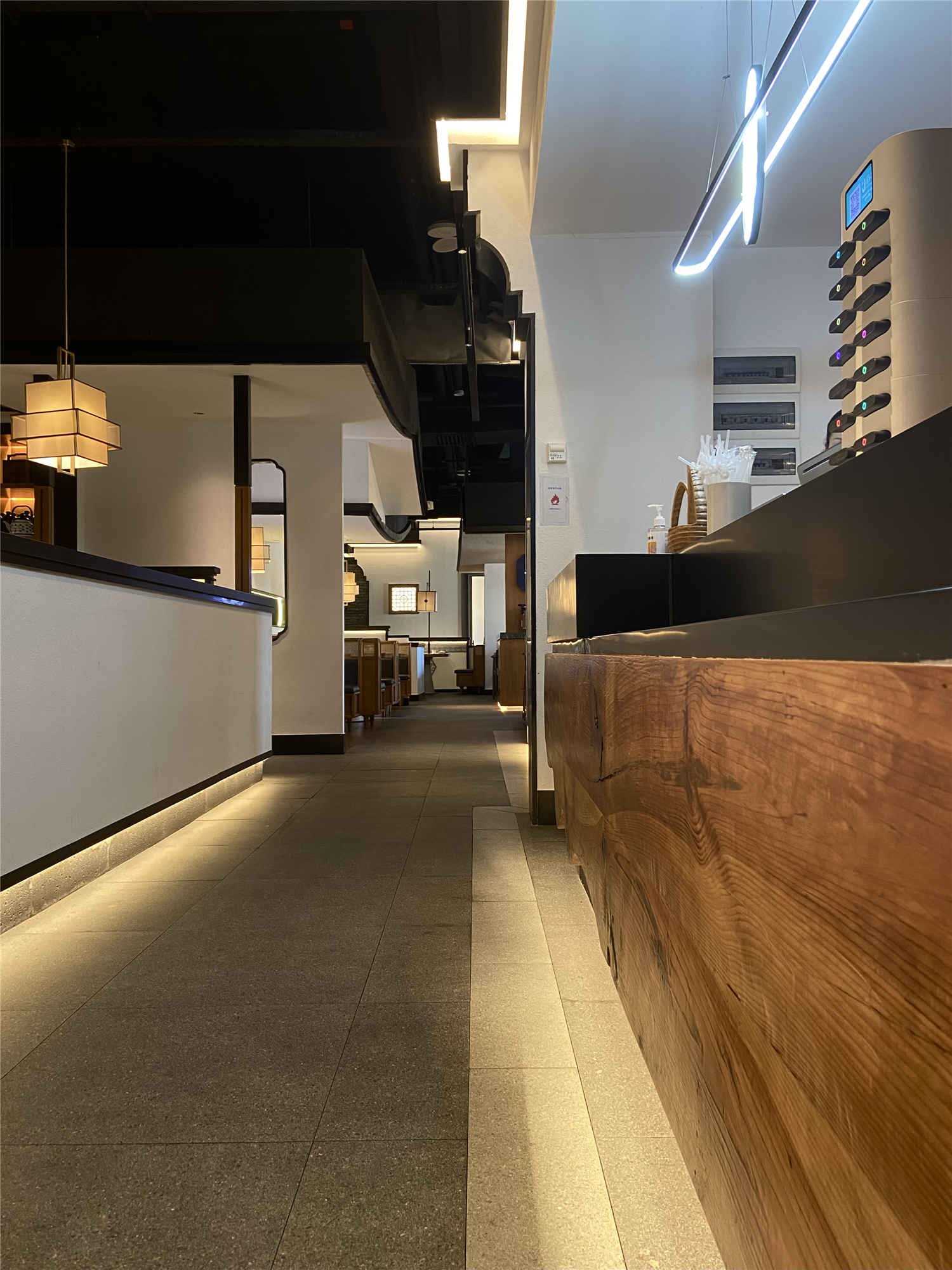 《淳圆外》餐厅 · 现代简约的新式徽派设计-10