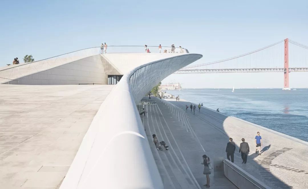 葡萄牙 AL_A 博物馆,艺术与科技的融合-10