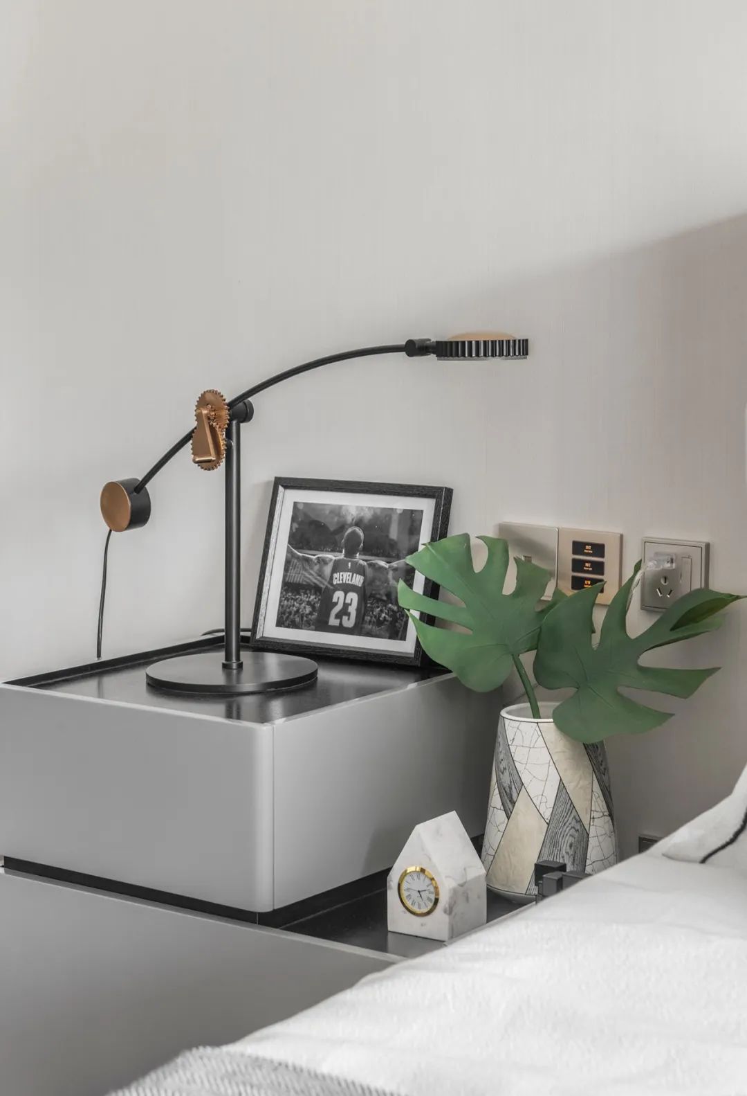 中南丽水布拉格下叠样板间 | 现代简约，精致细腻-35