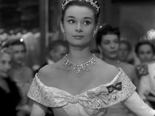 金科恒信集美天宸 | 克莱因蓝的轻奢美学空间-28