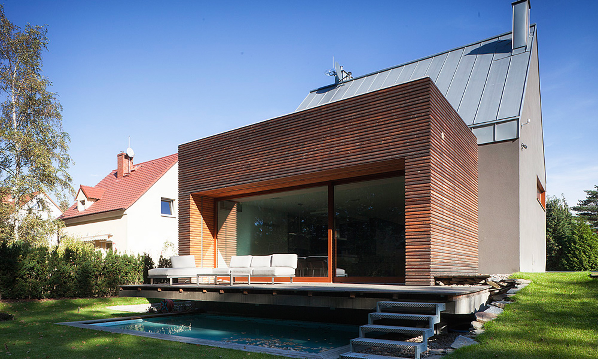 small house for a single-12