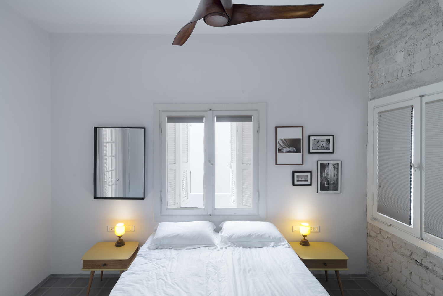 Long and Slender  XS Studio for compact design-35