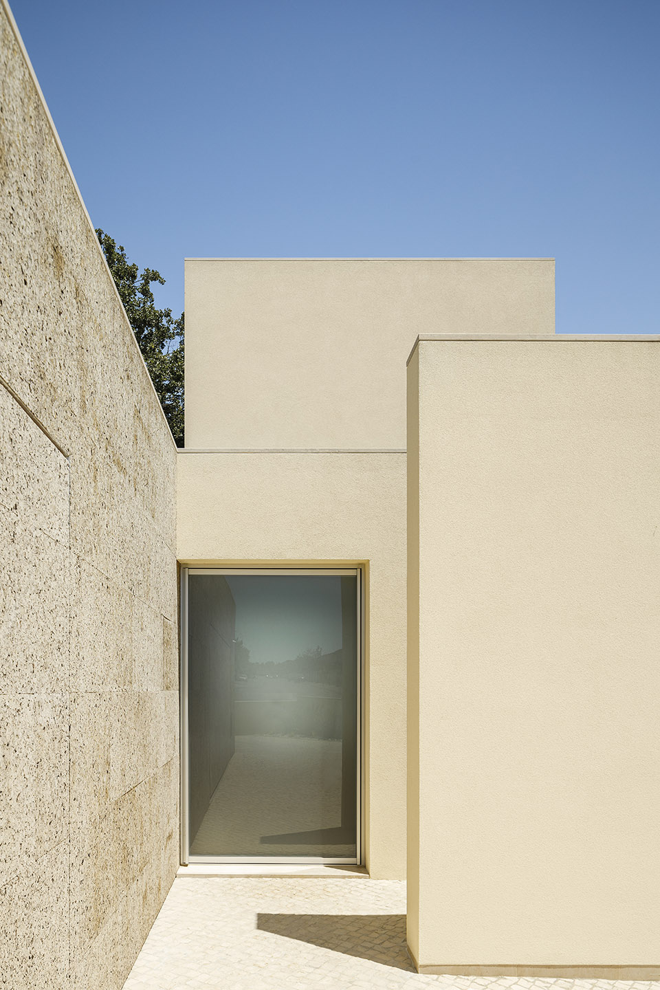 葡萄牙 Santarém 住宅丨dp Arquitectos-13