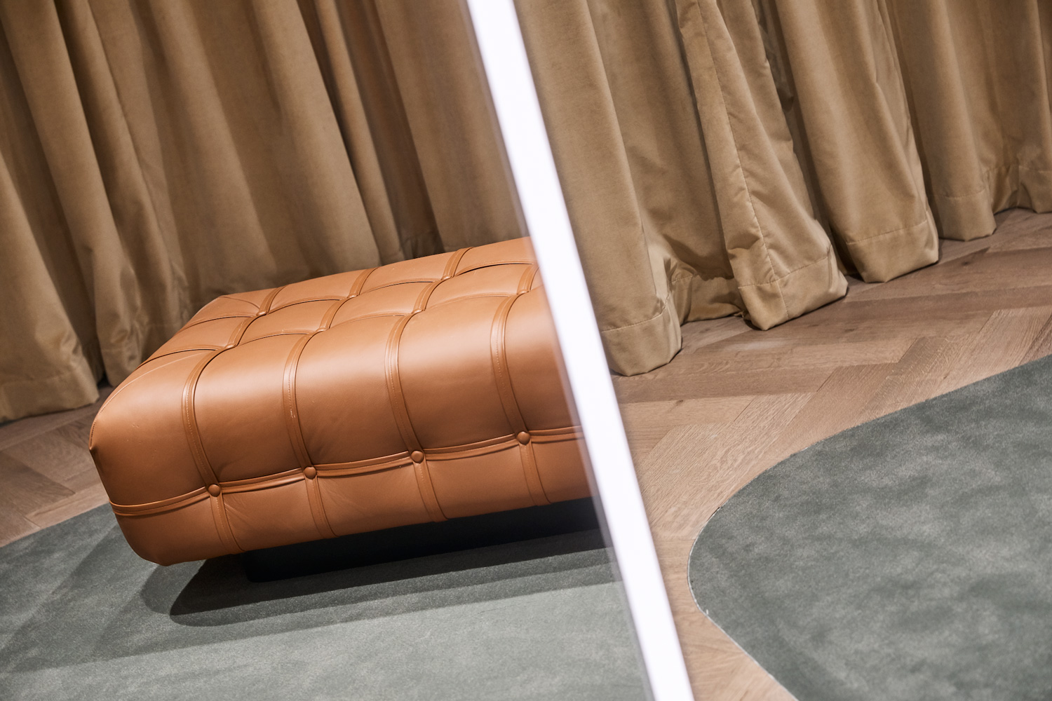 CAMILLA AND MARC 旗舰店-9