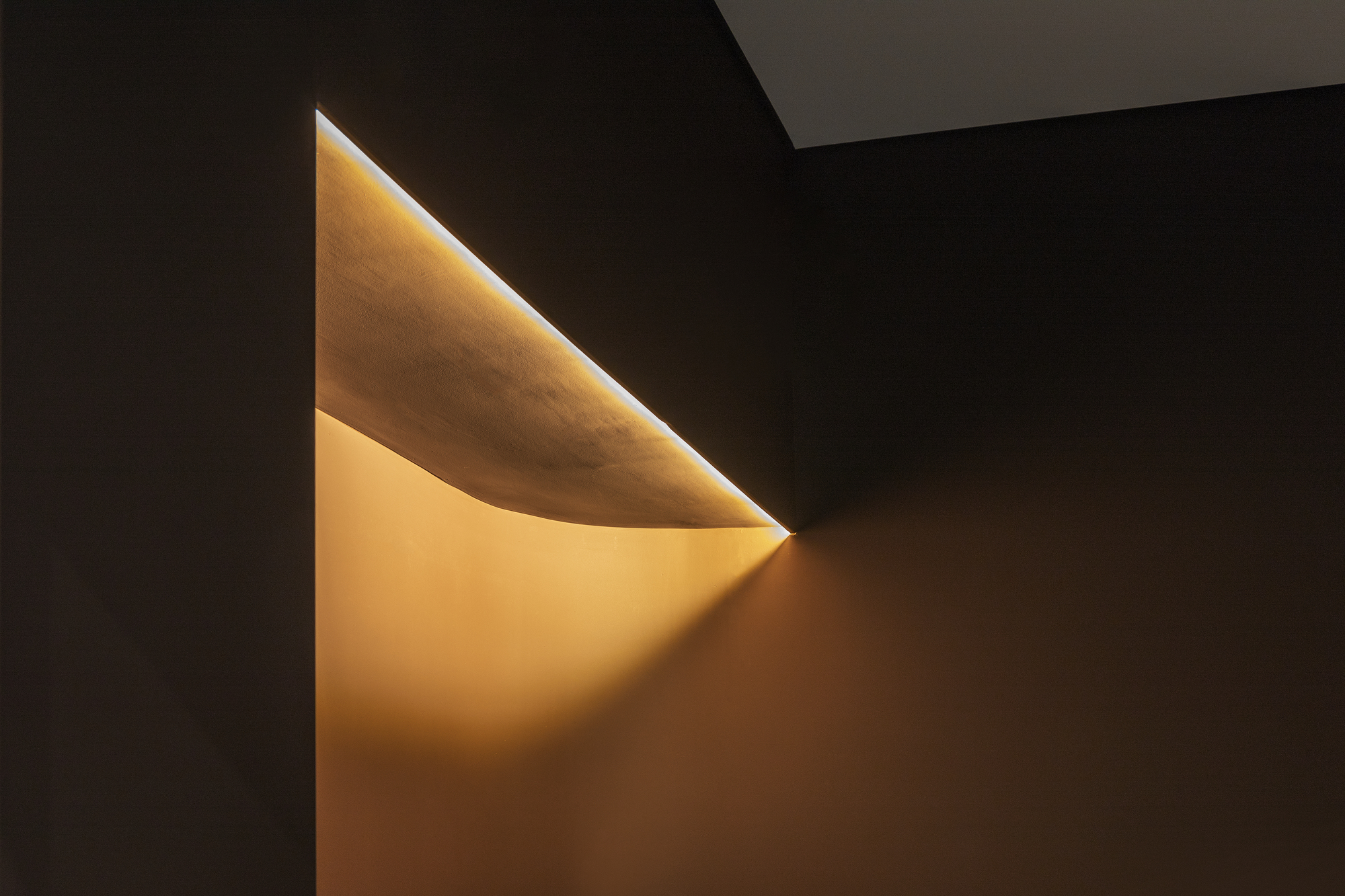 Physiotherapy Clinic / Hinterland Architecture Studio-47