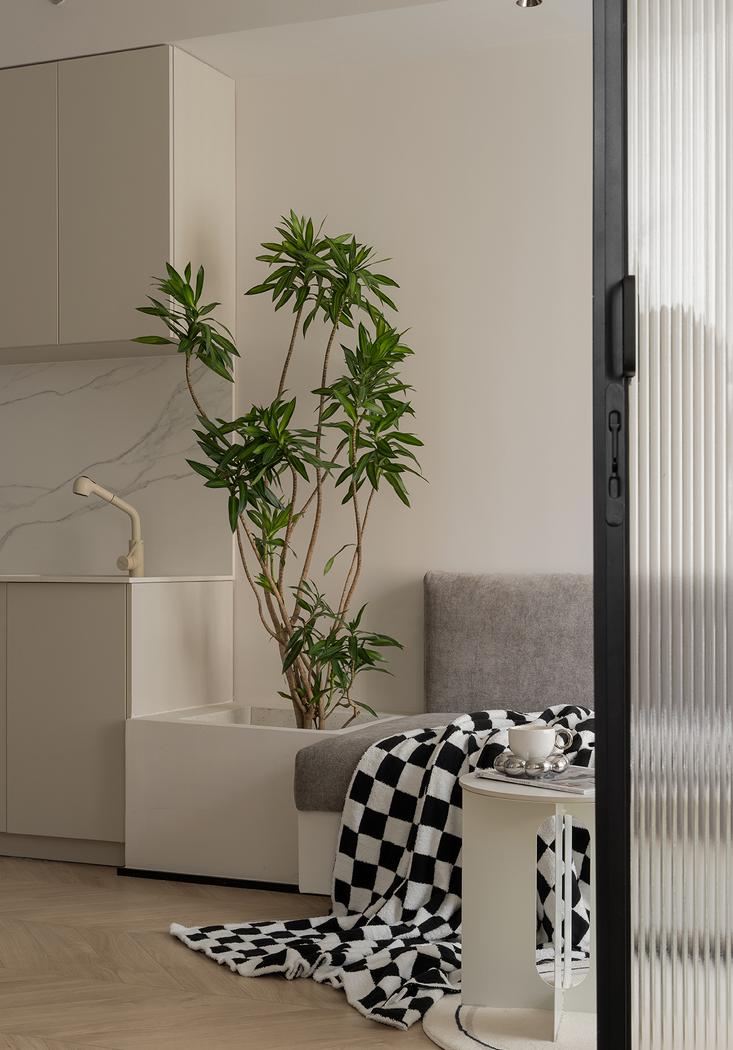 独居女生的奶油色单身公寓-40