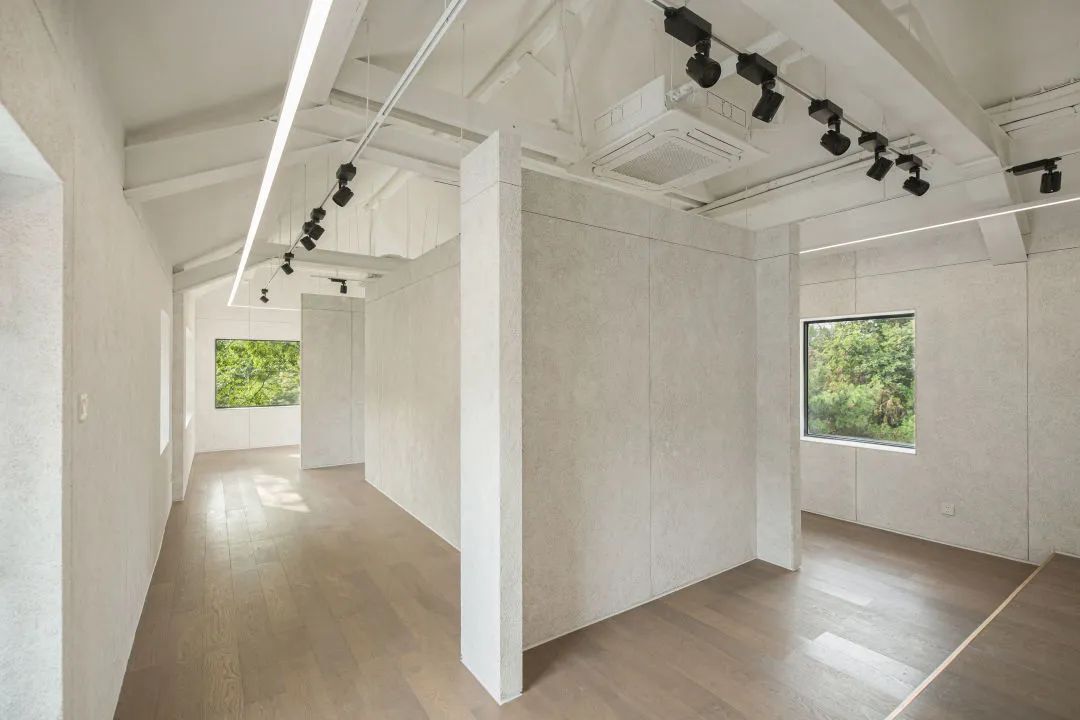 设理设诚 Design：21画 - ZENS T-14