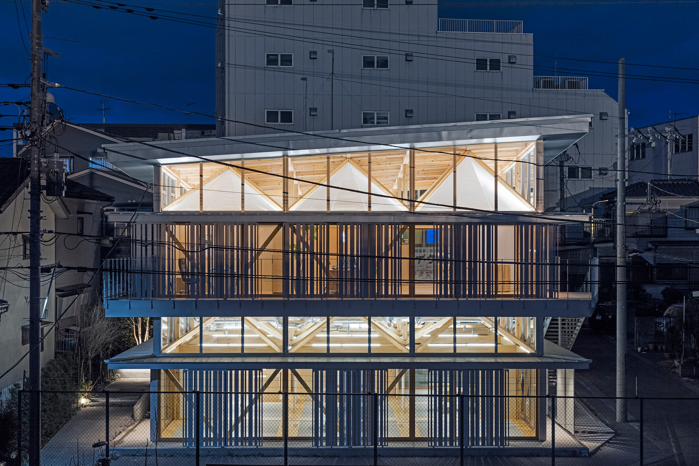 Removable walls offer endless layouts for Aki Hamada's community space-18