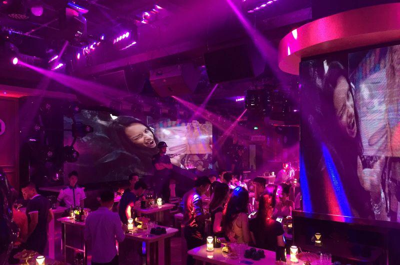 海南昌江呀诺达复古文艺酒吧-19