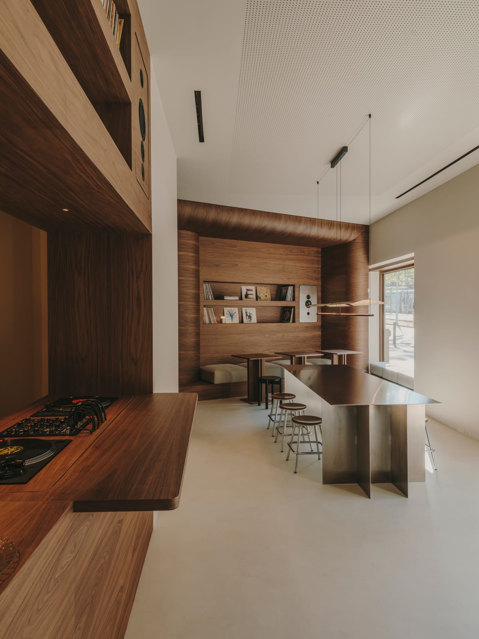 咖啡馆 丨西班牙巴塞罗那丨Isern Serra Studio-0