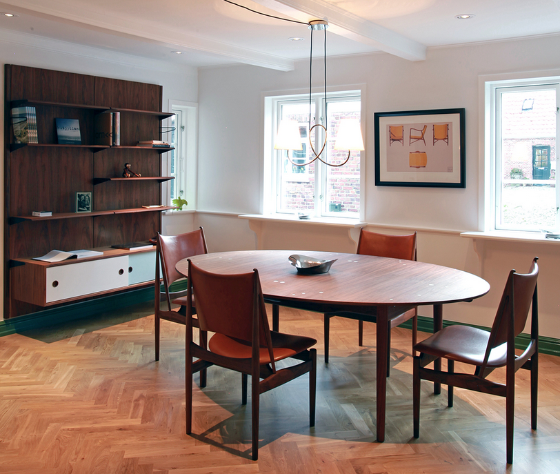 Finn Juhl 设计的奢华银桌-28