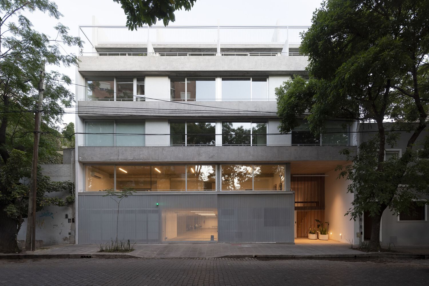 阿根廷混凝土住宅楼丨阿根廷布宜诺斯艾利斯丨Cottet Iachetti Arquitectos-15