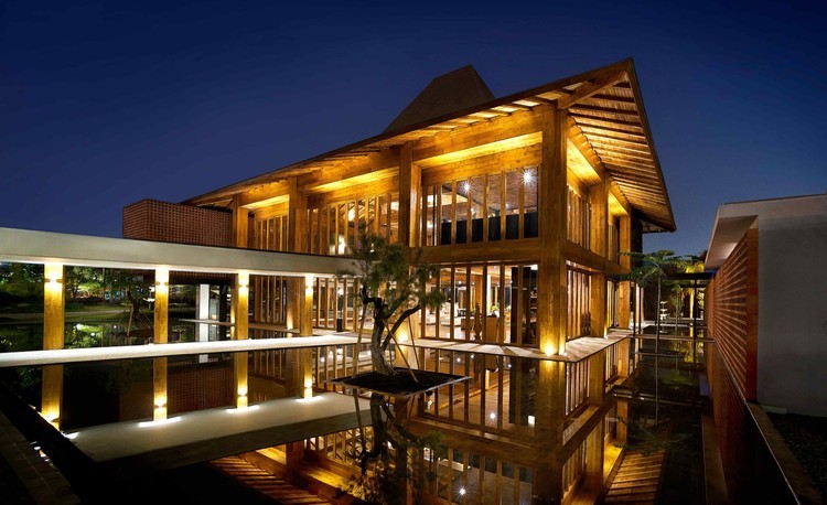 印尼马朗市山地慢跑风格酒店设计-16