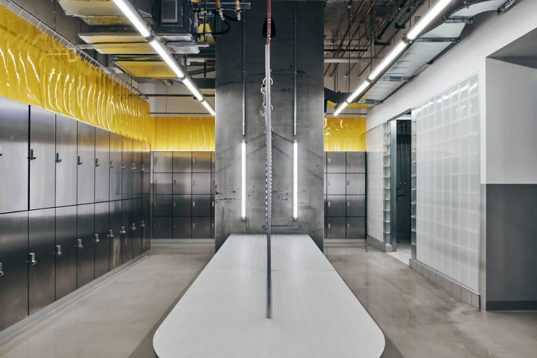 极致炫酷健身房！挥洒热血-52