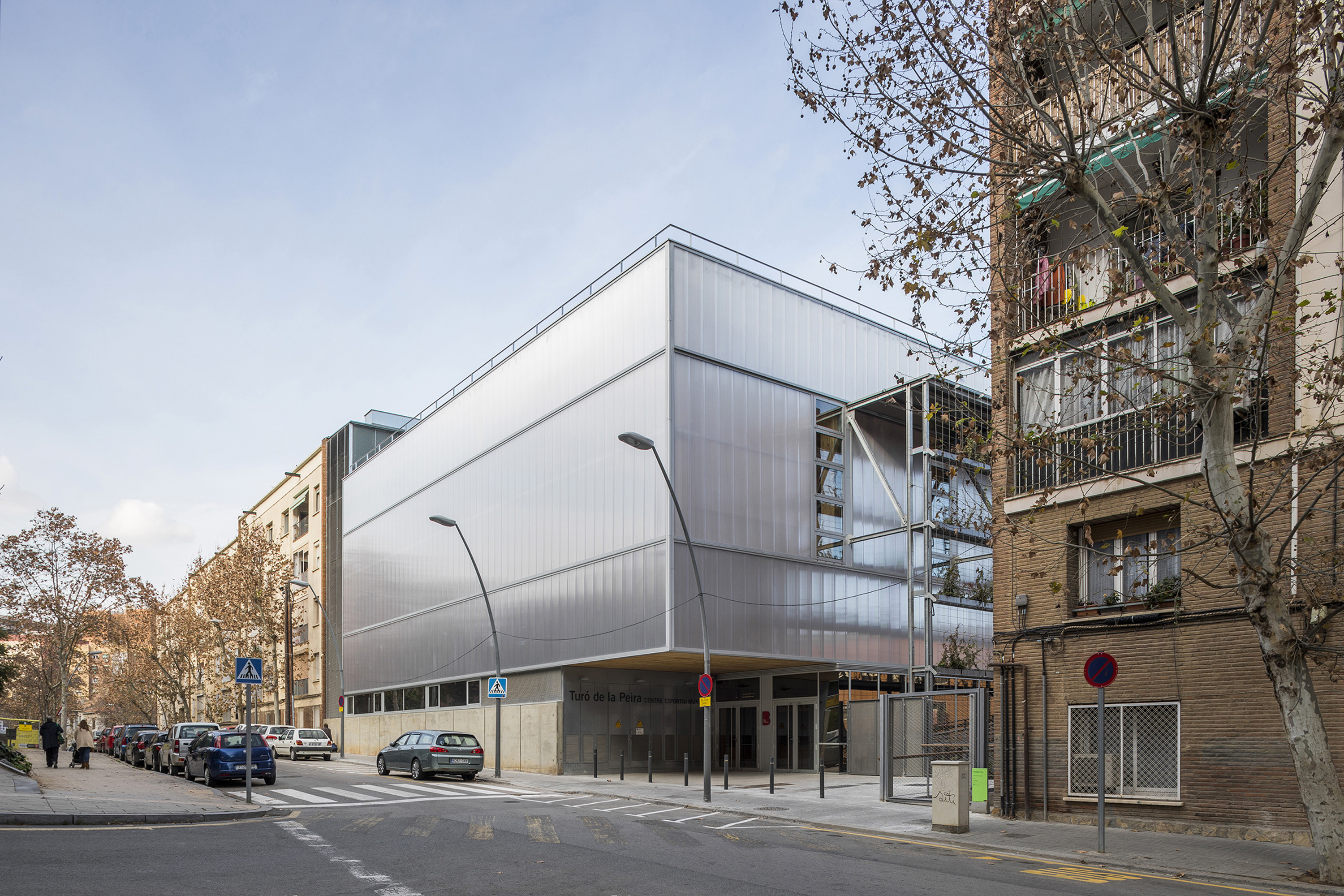 体育馆(Turó de la Peira Quarter)-38