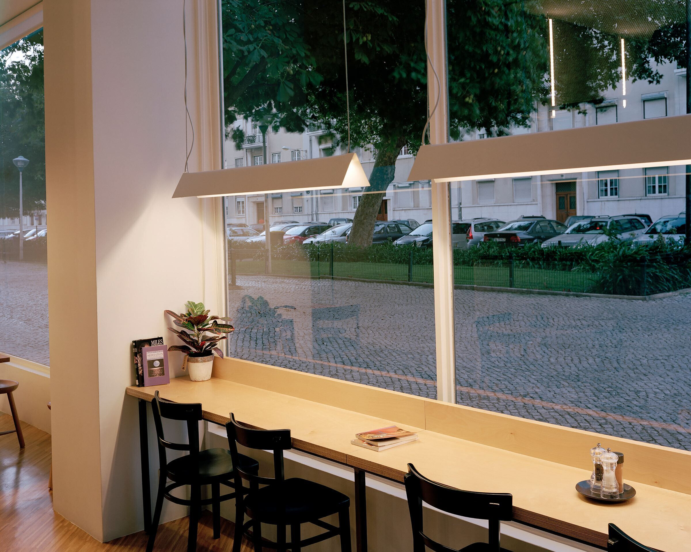 葡萄牙 Ela Canela 餐厅丨葡萄牙里斯本-21