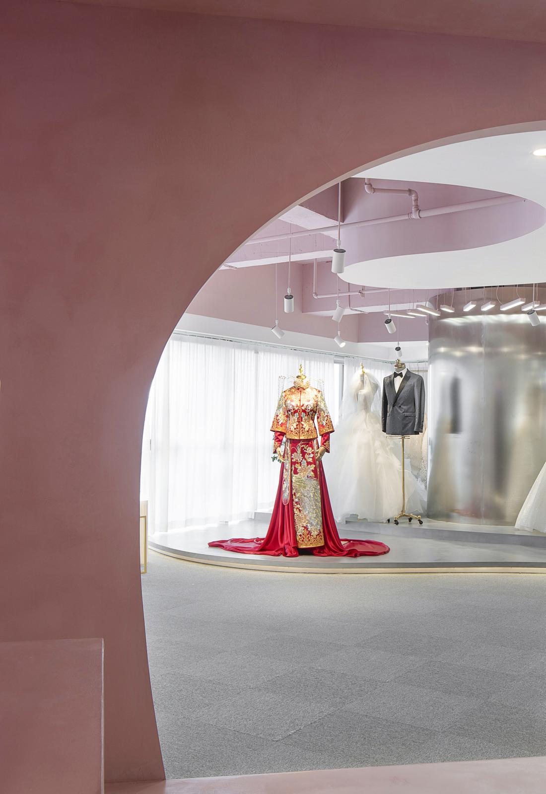 甜酷工业风婚纱店-19