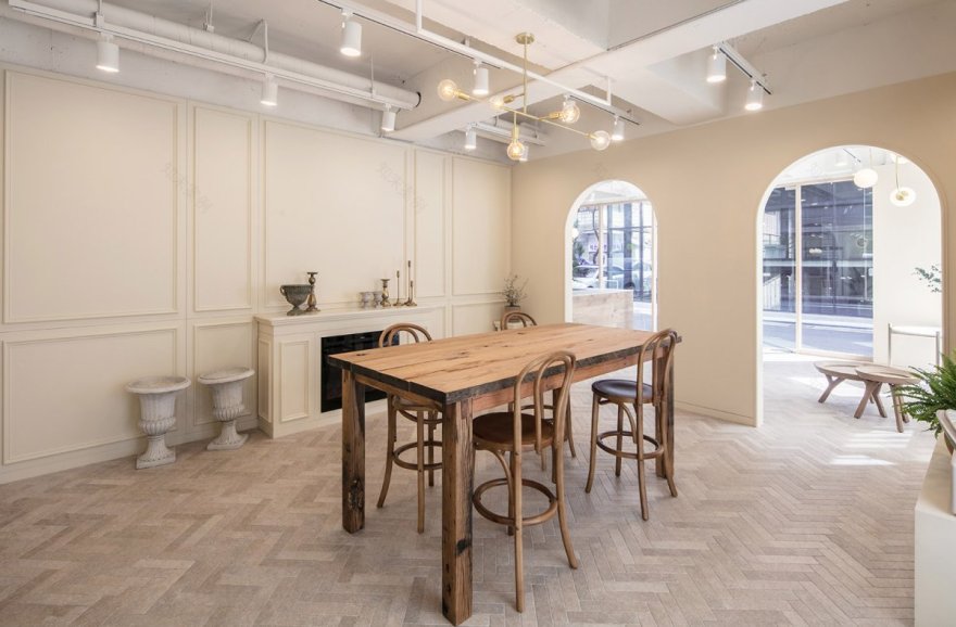 法式浪漫春光 | Spring&Darling 花店室内设计解析-8