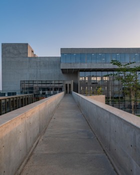 Wo·sen University 图书馆丨印度丨Designhaaus Solutions