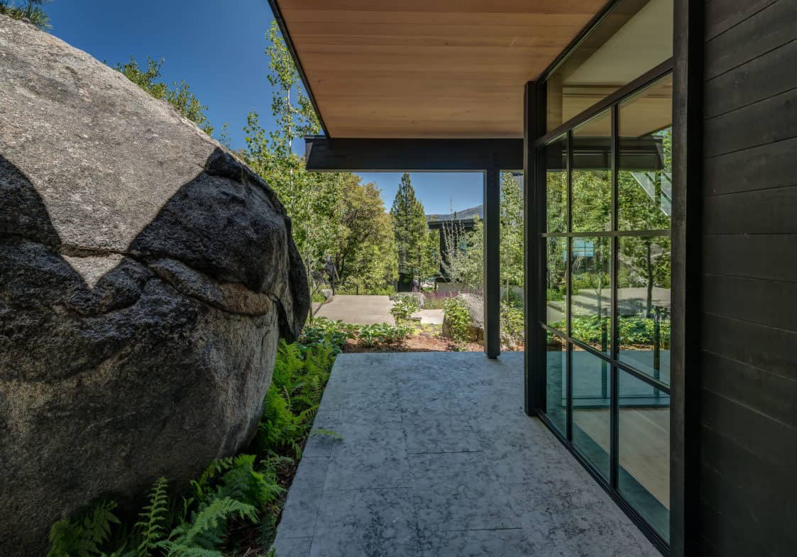 An extraordinary lakefront mountain house with idyllic views of Lake Tahoe-39