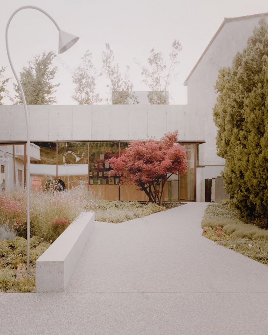 意大利“门槛与宝藏”艺术空间,探索边界与珍宝的完美融合-16