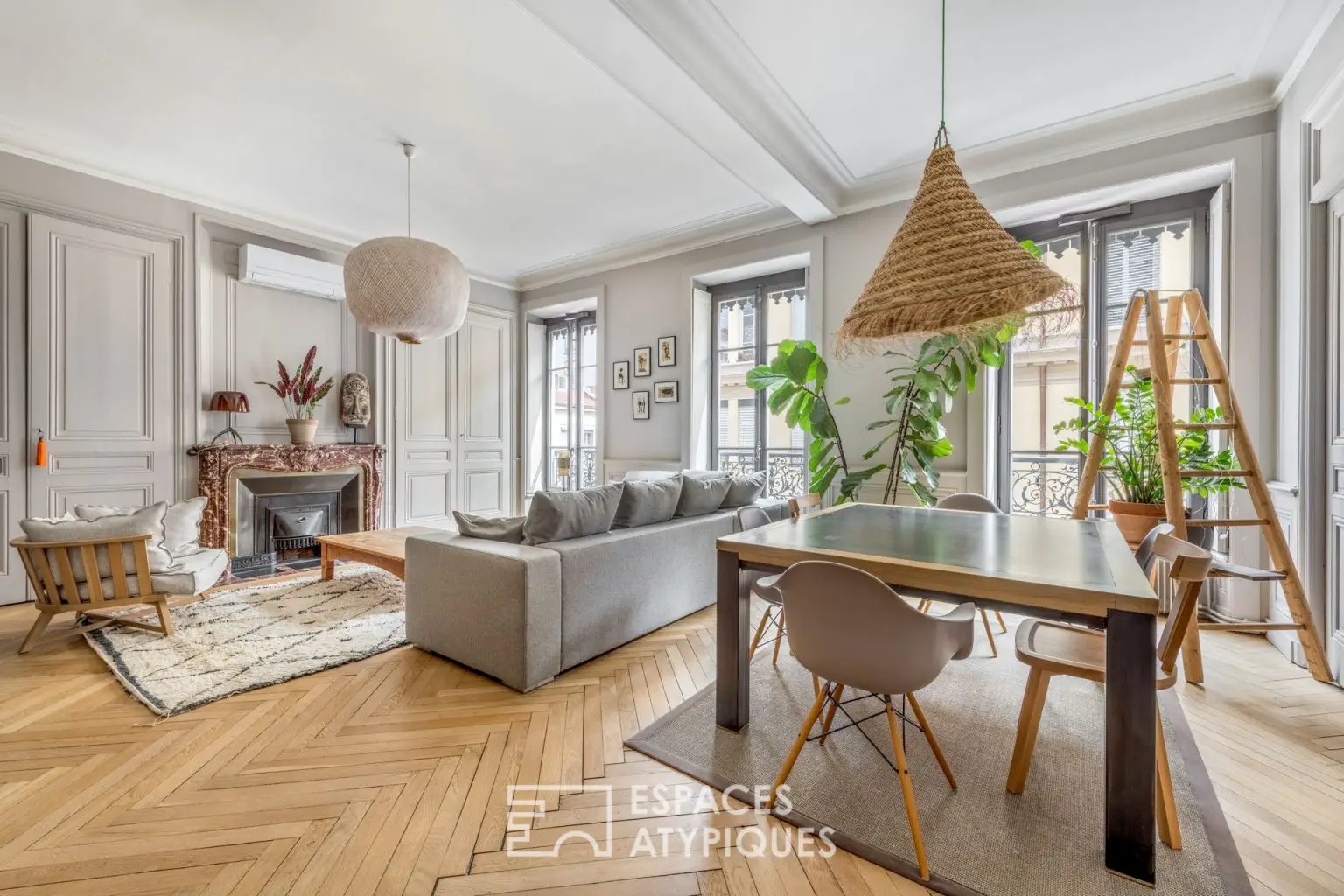 巴黎公寓的现代改造 | 尊重历史的创新设计-4