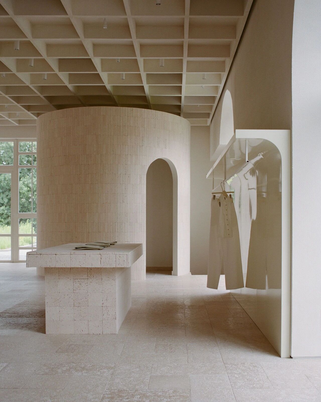 Messa House 女装零售店丨哈萨克斯坦丨UP2DATE architects-19