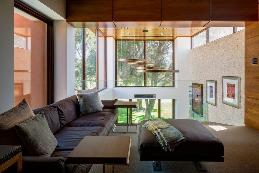 Arqmov Workshop Renovated SFA House for a Young Family with Three Children-7