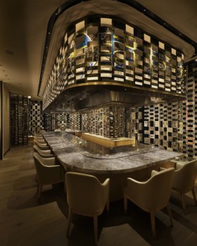W Osaka 的 Teppanyaki MYDO 餐厅设计丨日本大阪丨GLAMOROUS