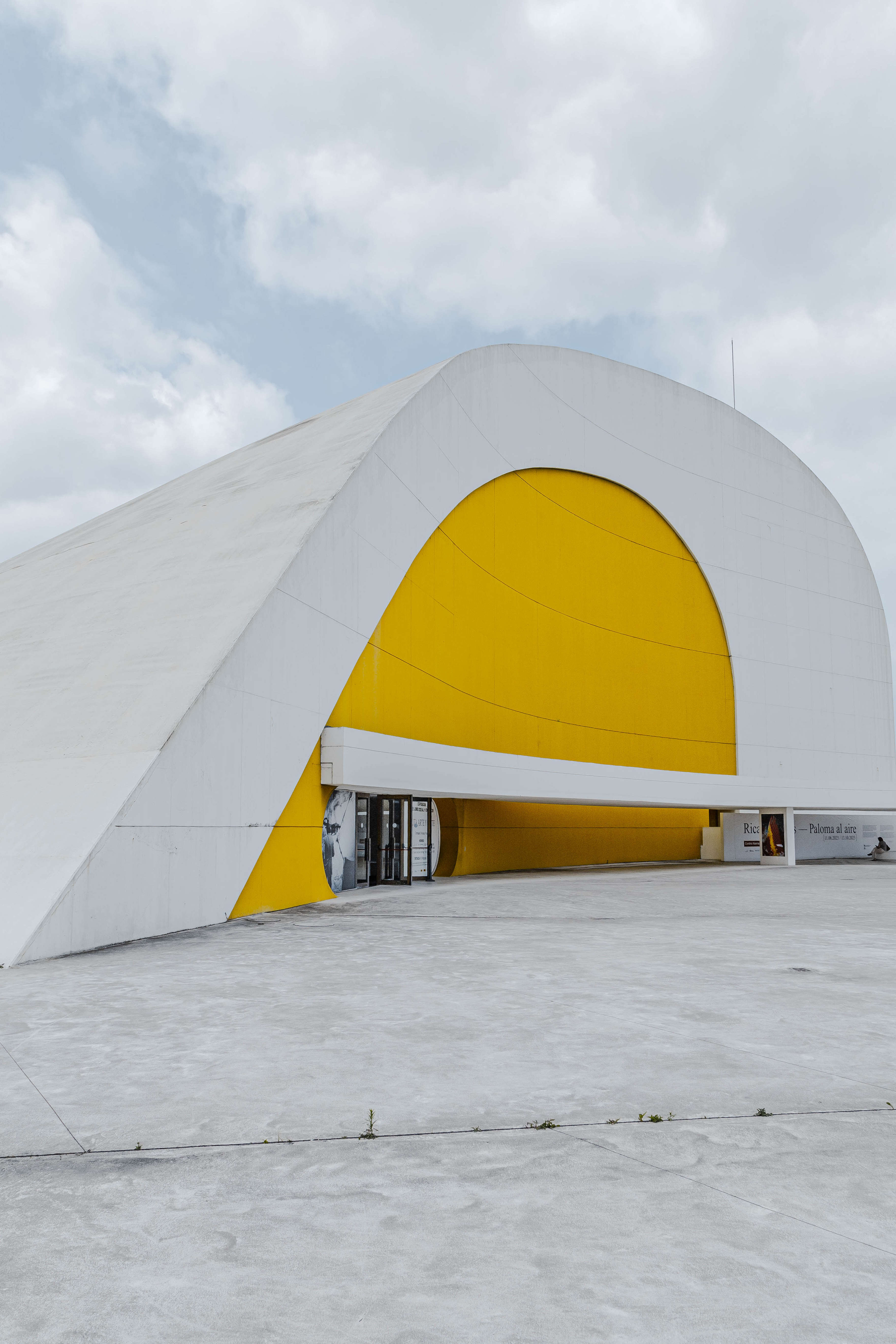 奥斯卡·尼迈耶国际文化中心丨西班牙丨巴西建筑师奥斯卡·尼迈耶-13