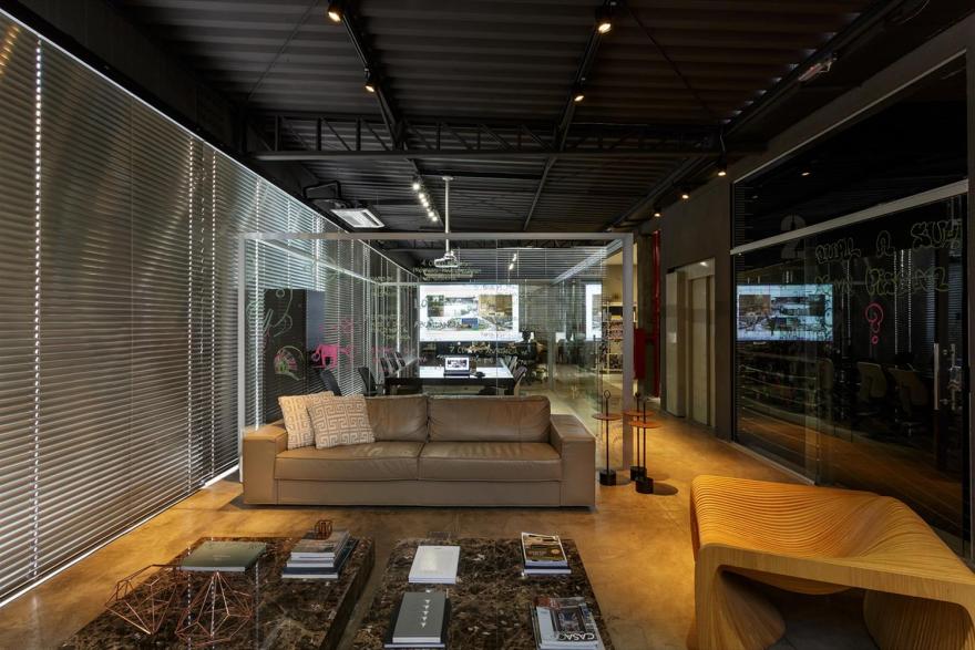 L· Maia Arquitetos 办公空间设计-1