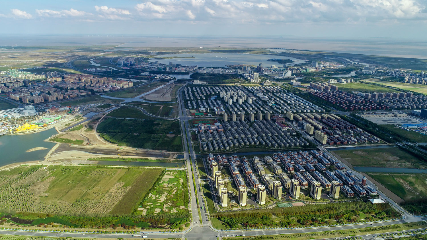 上海临港港城滴水湖绿色带线性公园-2