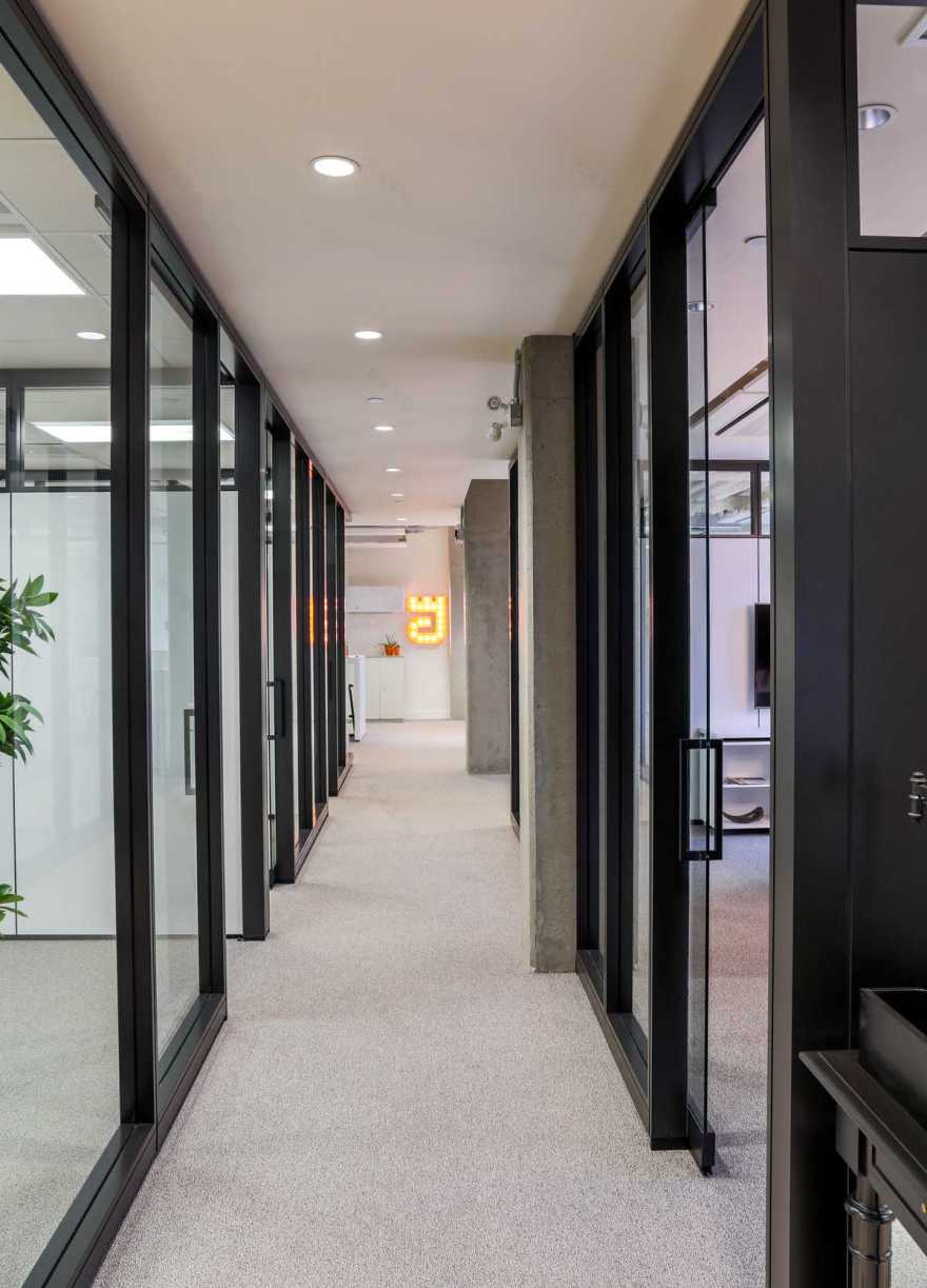 办公室 · 埃琳娜·德尔·布基亚设计-7