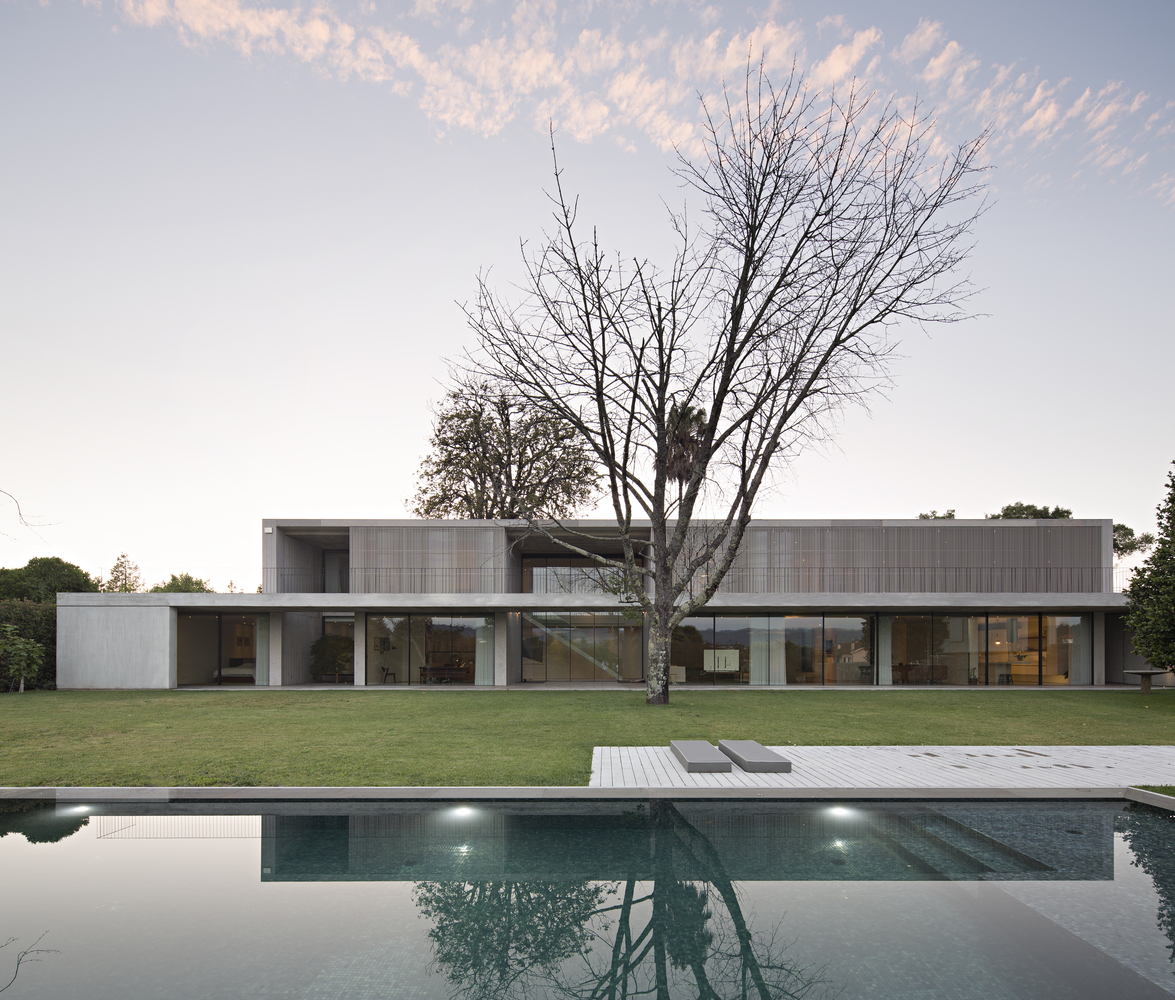 葡萄牙 Soutelo 乡村别墅 | 和谐融入自然的室内设计-9