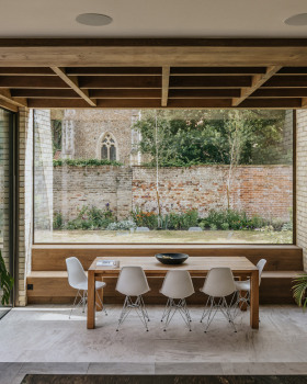 教堂会所丨英国剑桥丨Neil Dusheiko Architects