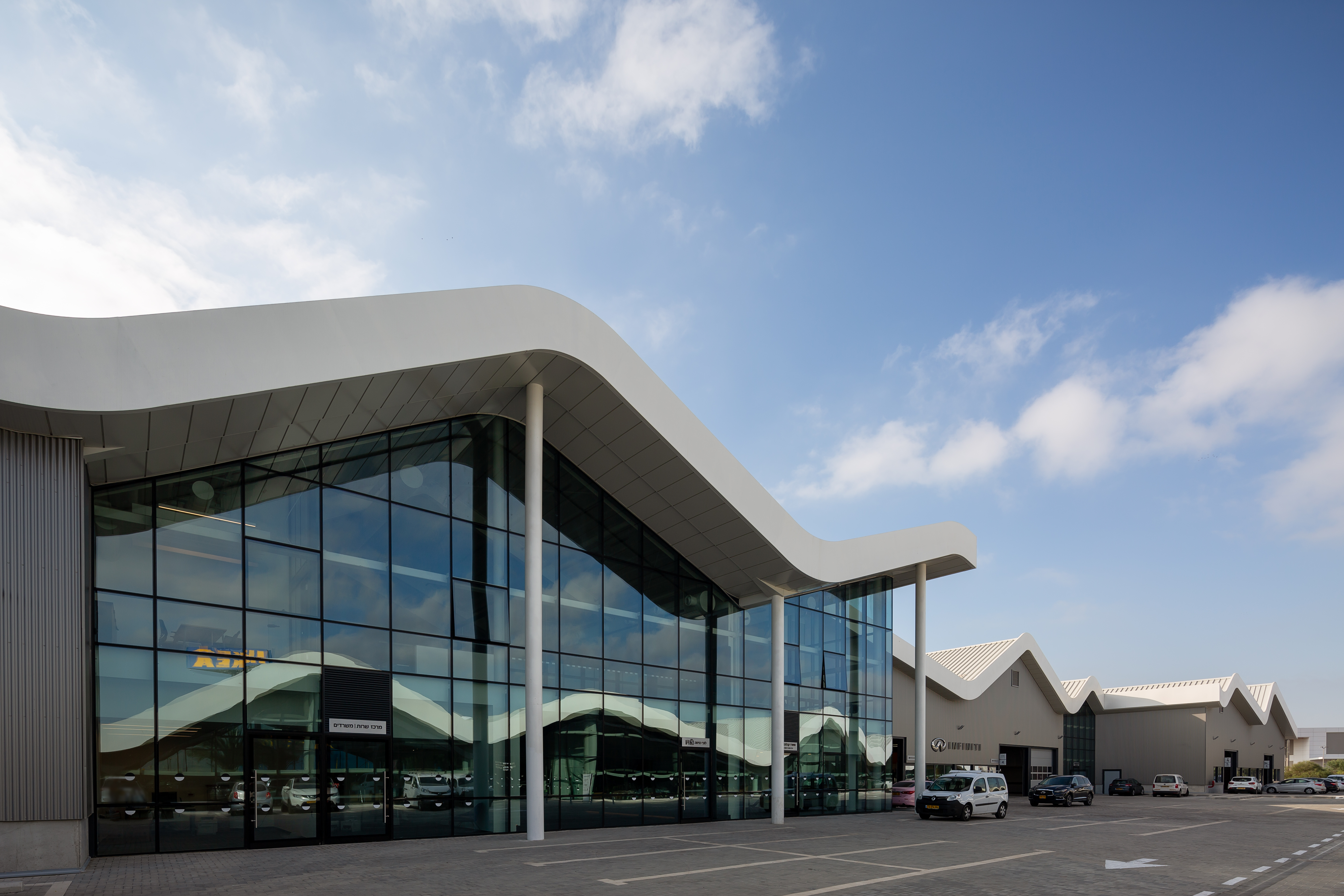 卡拉索汽车服务公司-27