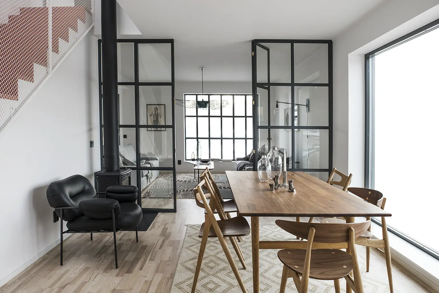 瑞典现代风格住宅，开放厨房与步入式衣橱-1