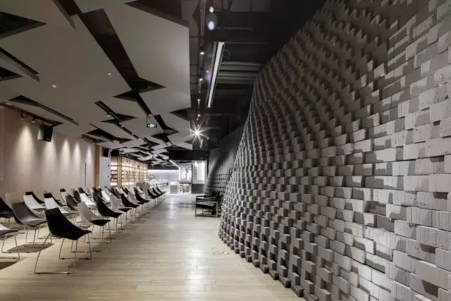 造梦空间 | 遨游太空中的读书体验-73