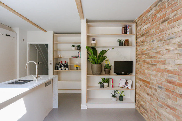 尼姆扩展 | 轻质木材门户打造明亮开放生活空间-20